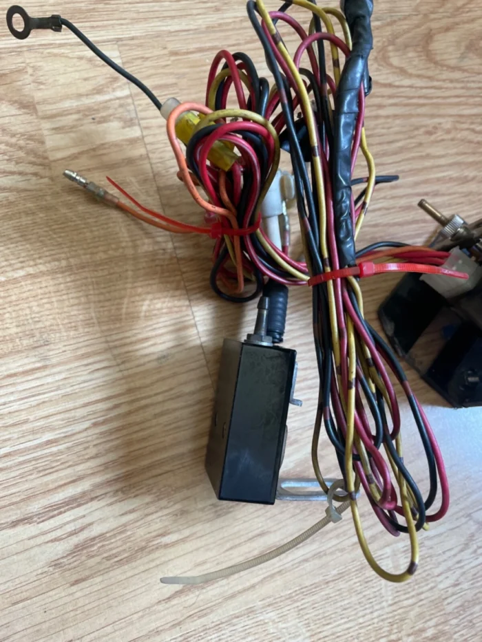 S l1600 (3)