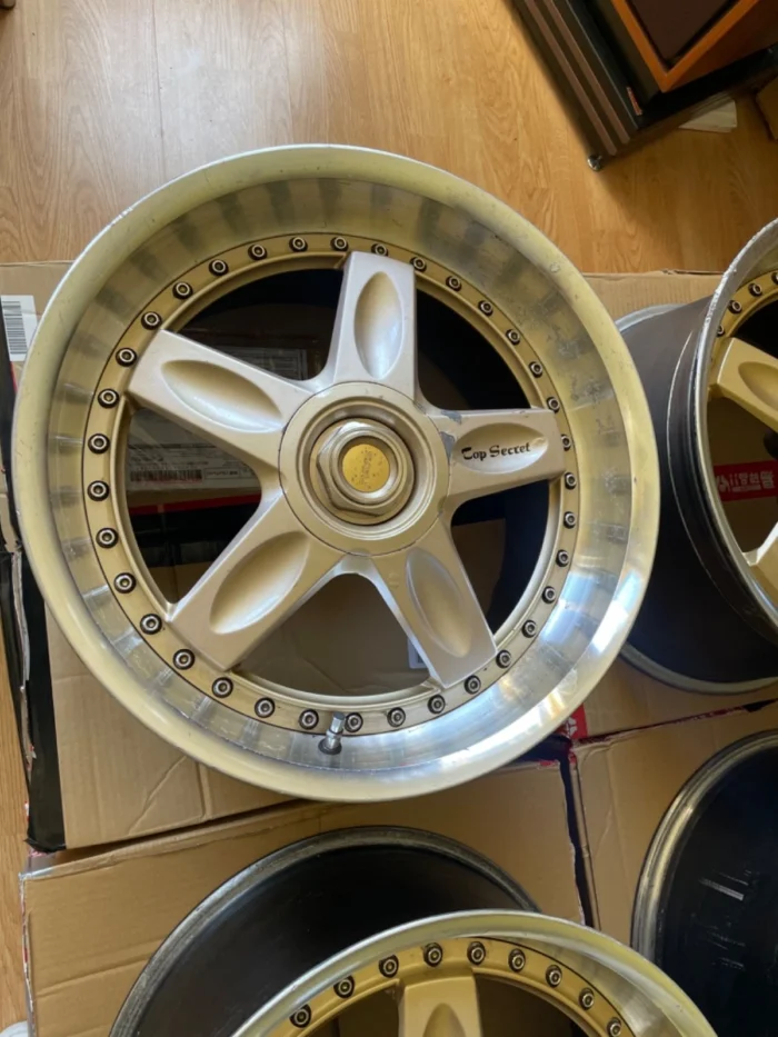 S l1600 (8)