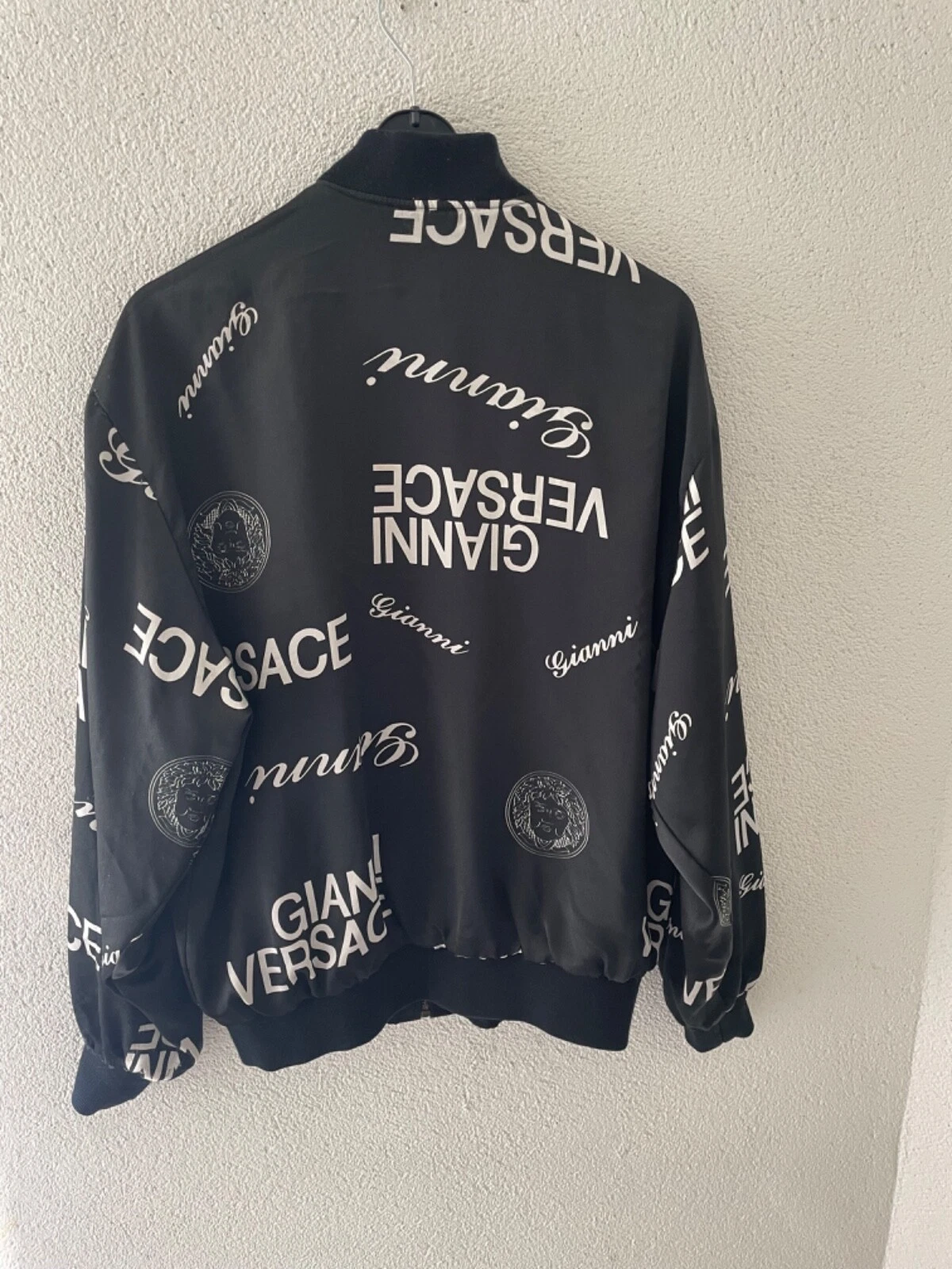 s-l1600-30 VERSACE GIANNI REVERSIBLE JACKET 90s RARE JEANS COUTURE L VINTAGE BOMBER MA-1 - Image 1