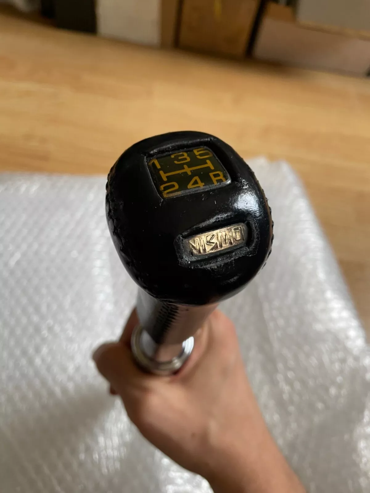 s-l1600-67 NISMO OLD LOGO LEATHER 5MT SHIFT KNOB SKYLINE GTR R33 R32 S13 S14 Wheel Horn Z32 - Image 1