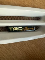 TRD CHASER GRILL TOURER V JZX100 RARE EMBLEM BADGE FRONT 1JZ RARE WHITE 90s TOMS - Image 6
